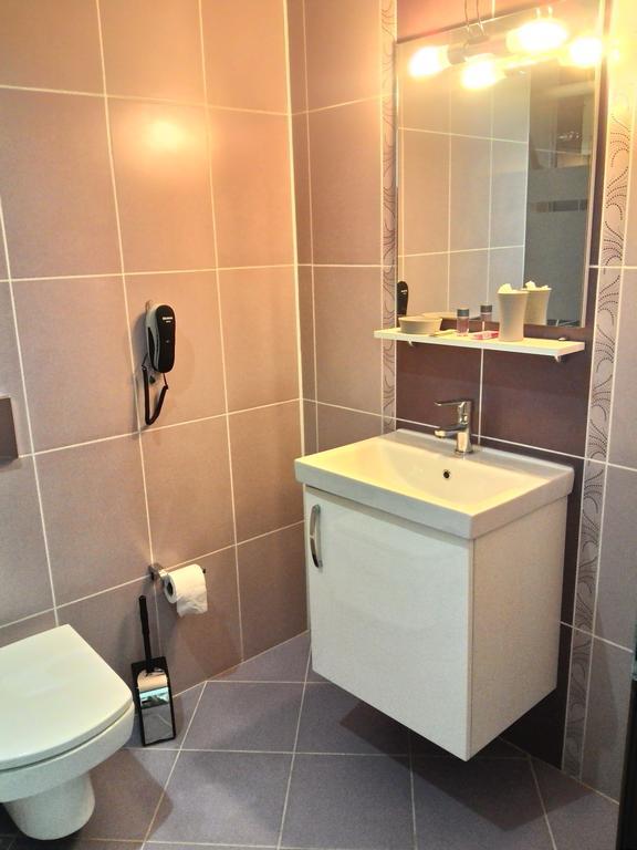 Guney Adana Otel Rum bild