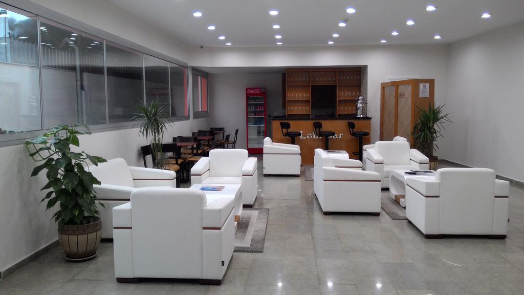 Guney Adana Otel Exteriör bild